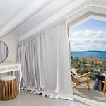 Thalassa View
