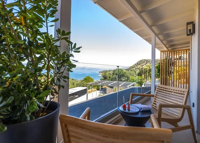 Thalassa View Apartment *